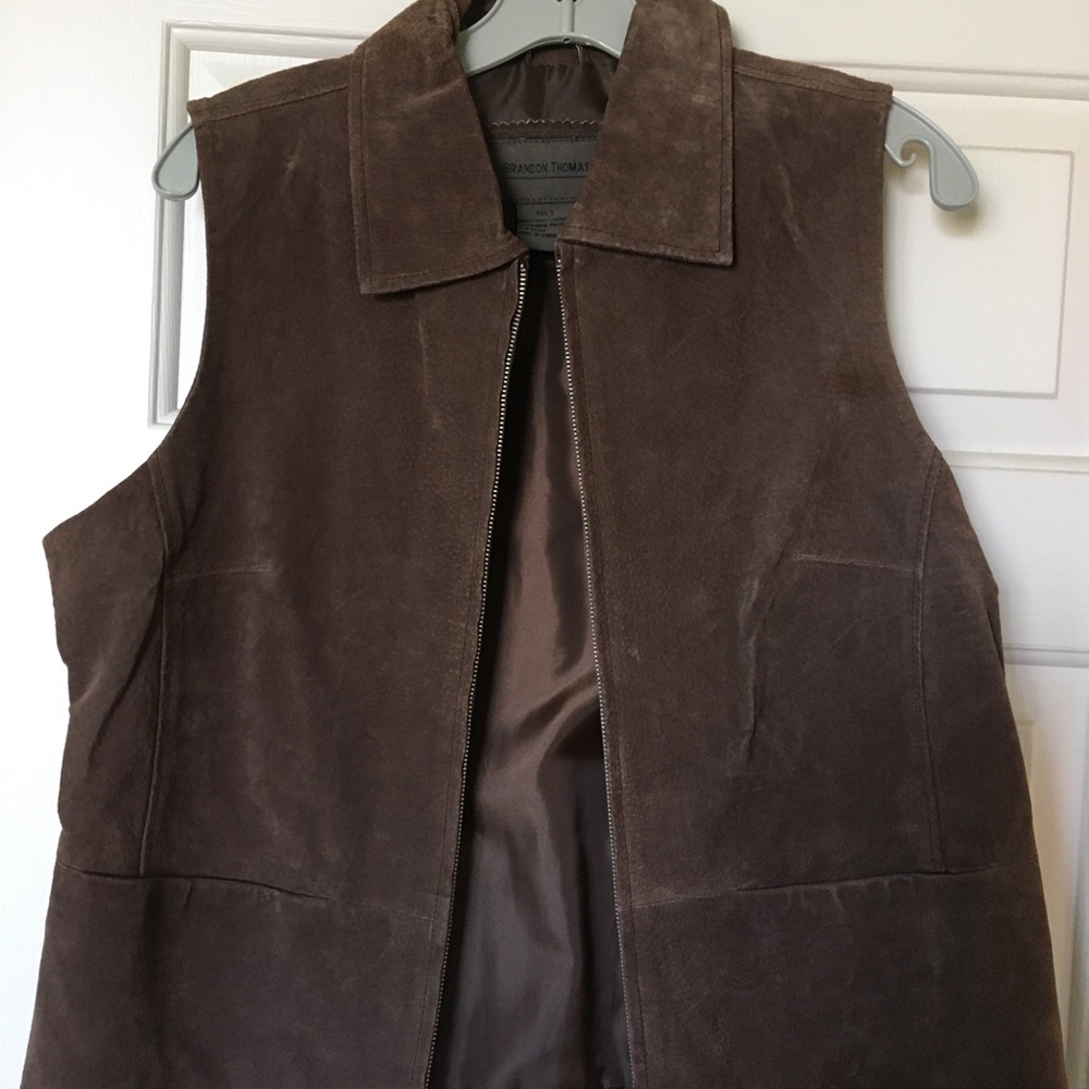 Suede vest with tags, never worn